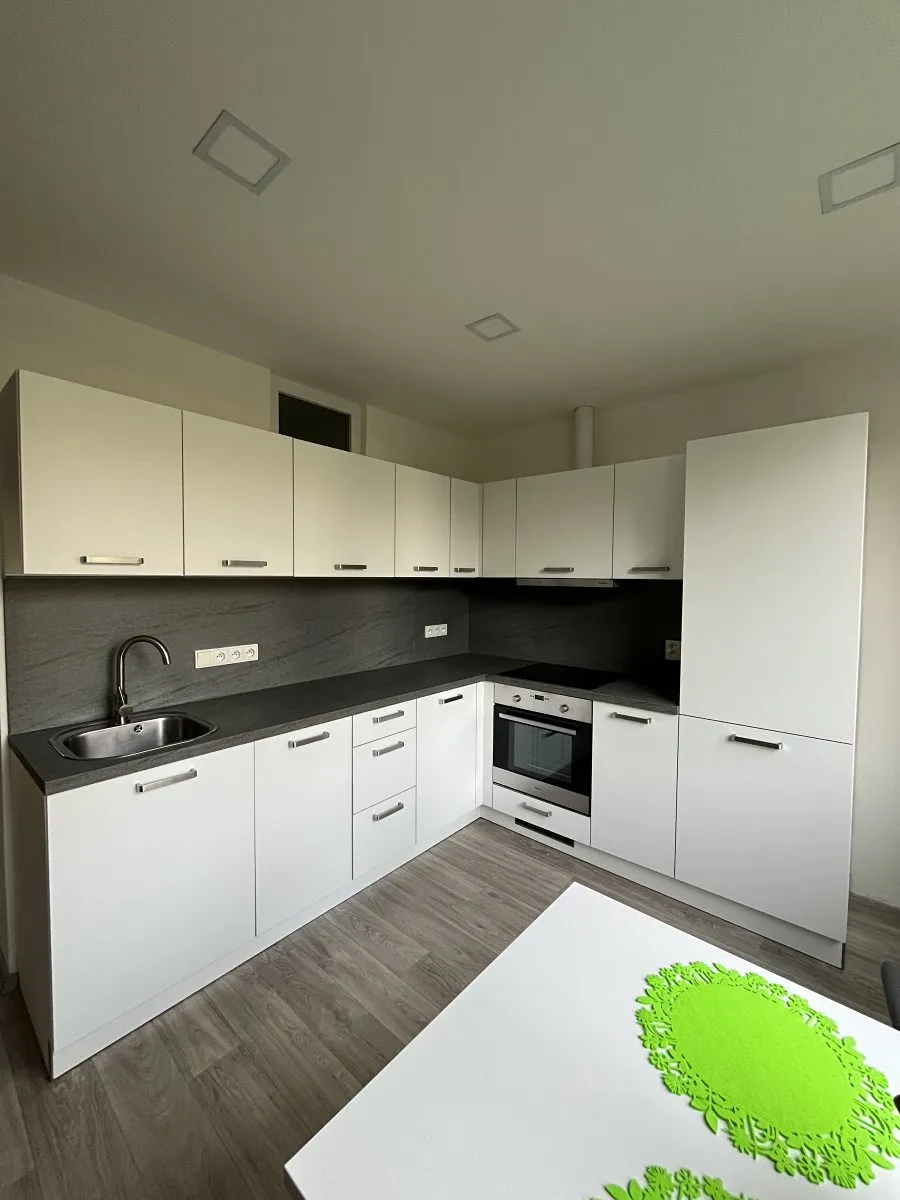 Pronájem bytu 2+1 58 m²